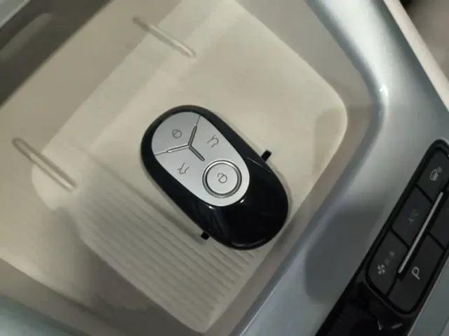 Geely Starry Wish — Фото автомобиля 16