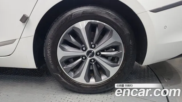 Kia K8 Noblesse — Фото автомобиля 20