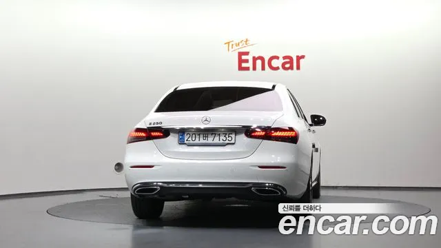 Mercedes-Benz E-Class W213 — Фото автомобиля 4