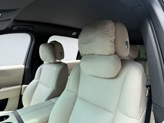 Li Auto L6 — Фото автомобиля 11