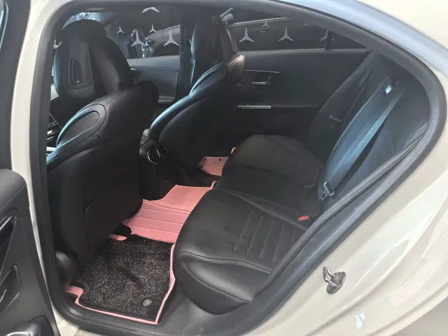Mercedes-Benz C-Class — Фото автомобиля 5