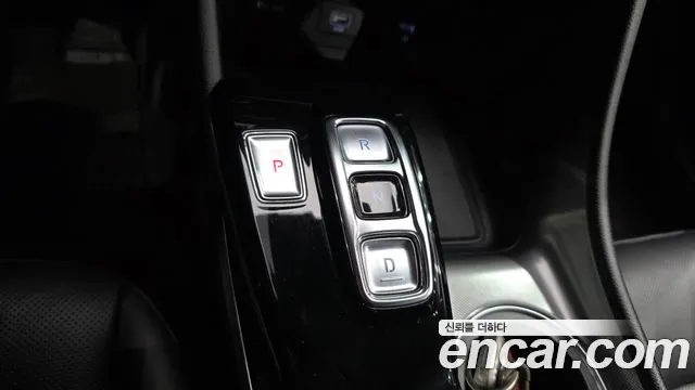 Hyundai Sonata — Фото автомобиля 9