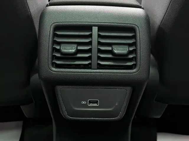 Jetta VS7 — Фото автомобиля 21