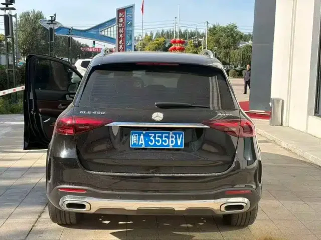 Mercedes-Benz GLE-Class — Фото автомобиля 10