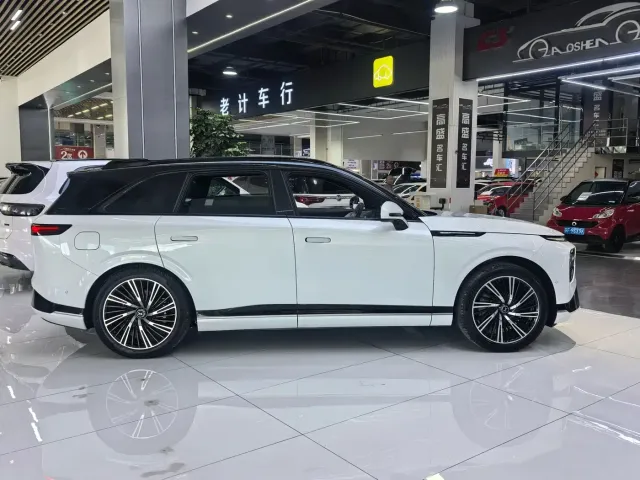 Xpeng G9 — Фото автомобиля 18