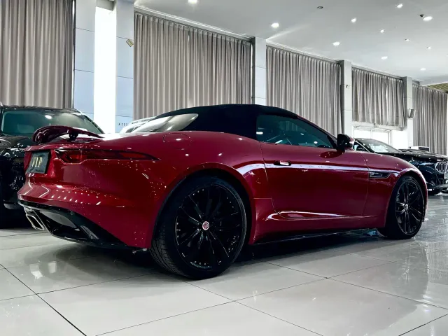 Jaguar F-Type — Фото автомобиля 3