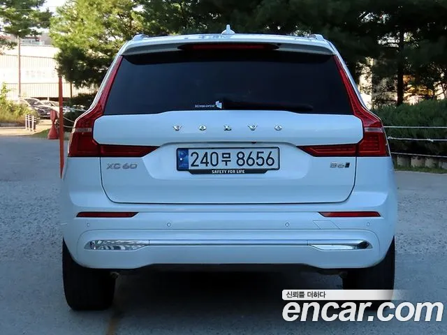 Volvo XC60 2nd Gen — Фото автомобиля 4