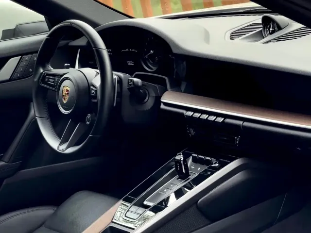 Porsche 911 — Фото автомобиля 8