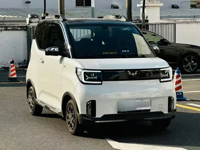 Wuling Hongguang Mini EV — Фото автомобиля 3
