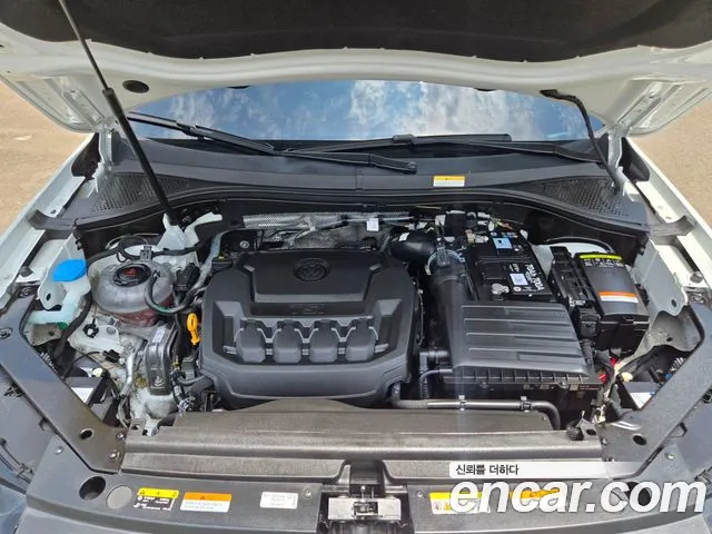Volkswagen Tiguan — Фото автомобиля 20