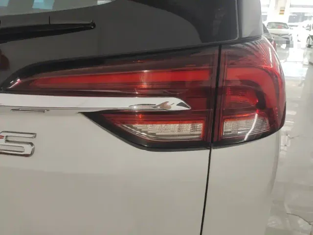 Maxus G50 — Фото автомобиля 7
