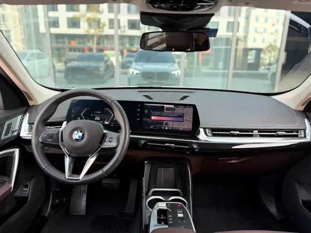 BMW X1 — Фото автомобиля 4