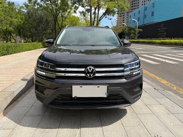 Volkswagen Tharu — Фото автомобиля 2