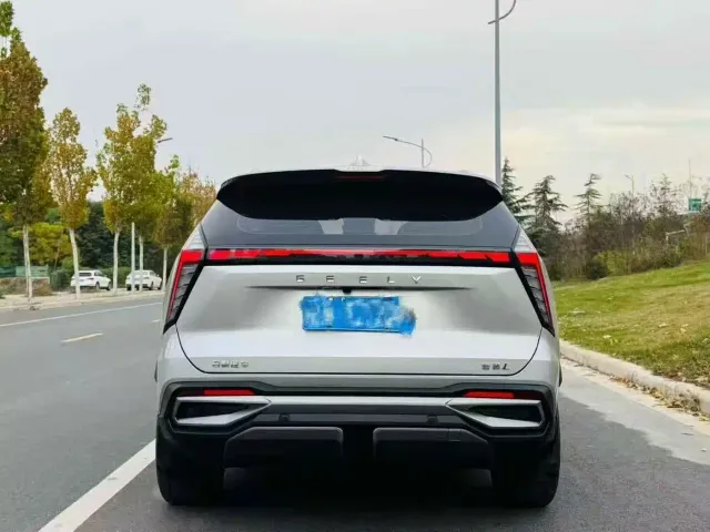 Geely Boyue L — Фото автомобиля 8