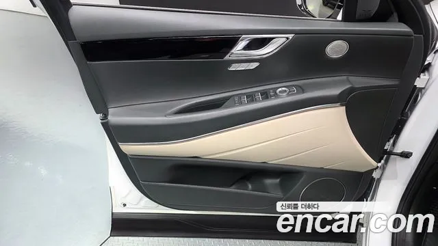 Genesis GV80 — Фото автомобиля 13