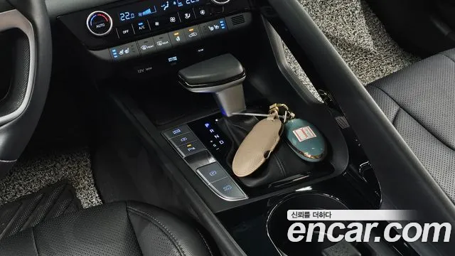 Hyundai AVANTE Новый Avante (CN7) — Фото автомобиля 9