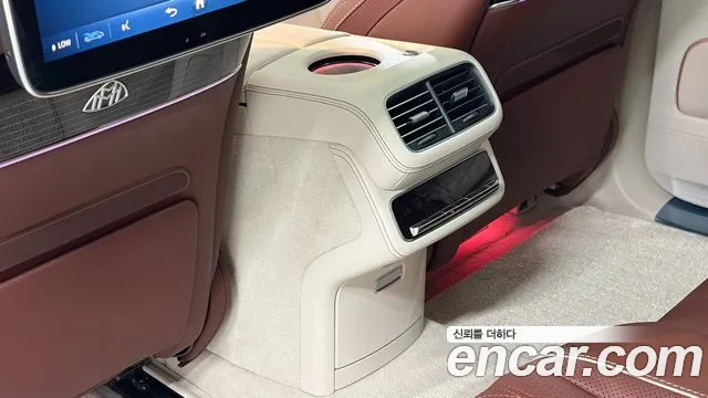 Mercedes-Benz GLS-Class — Фото автомобиля 16
