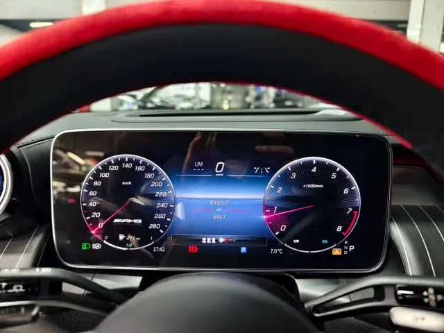 Mercedes-Benz GLC-Class AMG — Фото автомобиля 3