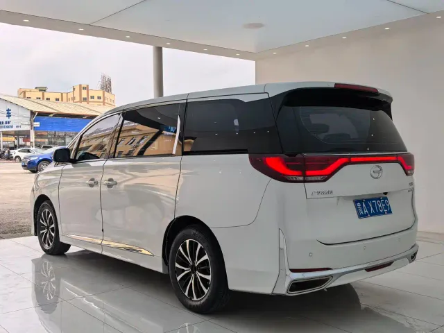 GAC Trumpchi M8 — Фото автомобиля 16