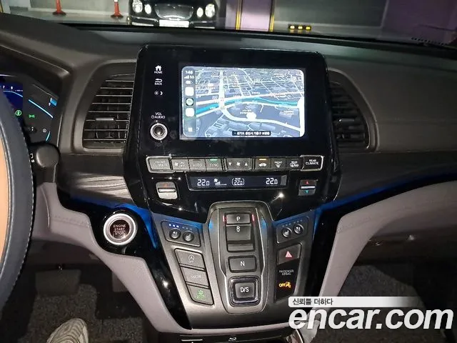 Honda Odyssey — Фото автомобиля 15
