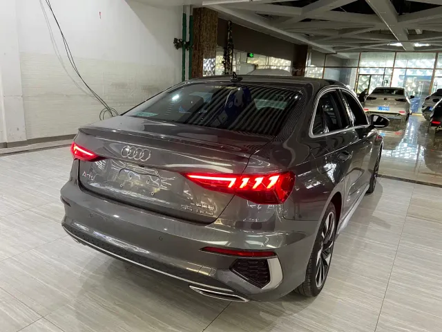 Audi A3 — Фото автомобиля 4