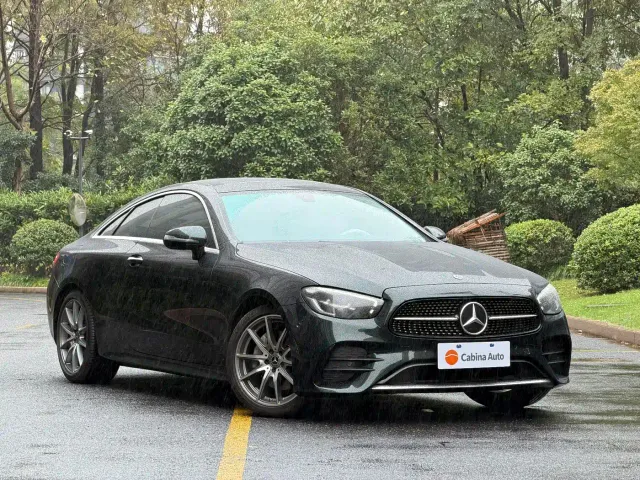 Mercedes-Benz E-Class — Фото автомобиля 3