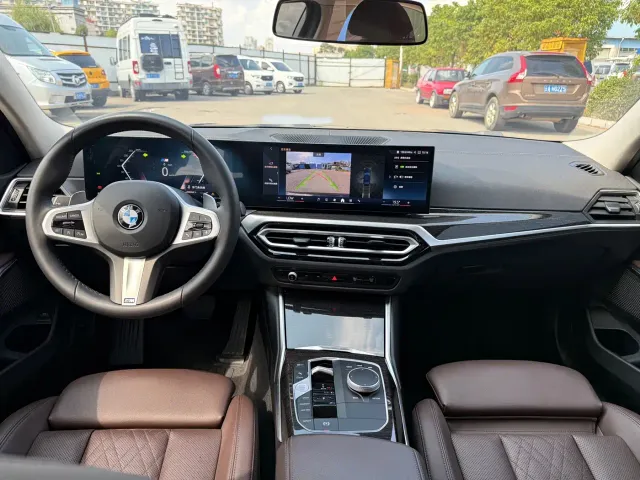 BMW 3 Series — Фото автомобиля 9