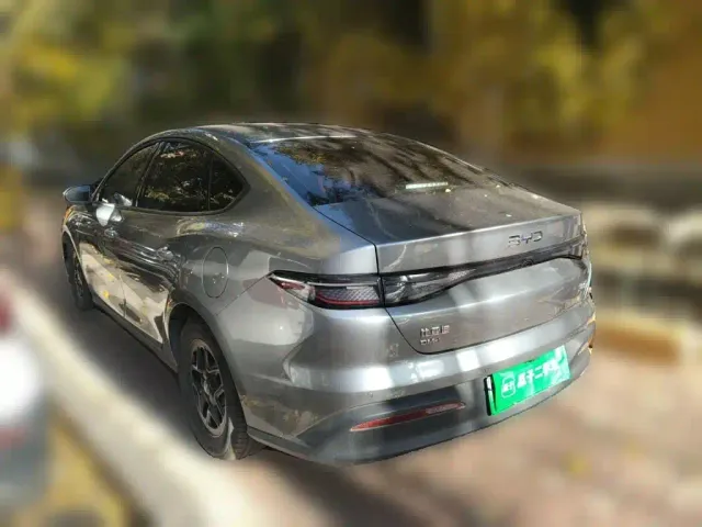 BYD Seal 05 DM-i — Фото автомобиля 4