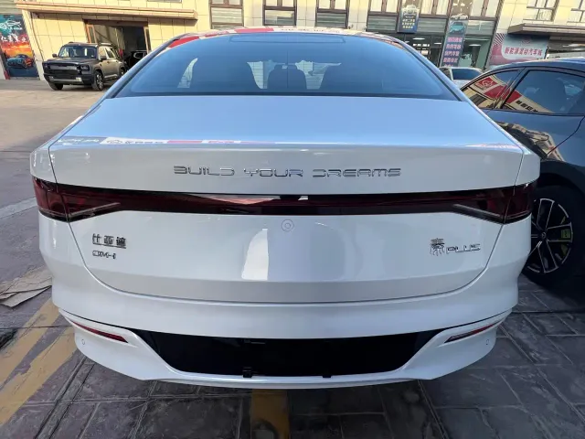 BYD Qin PLUS — Фото автомобиля 8