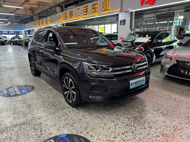 Volkswagen Tharu — Фото автомобиля 3