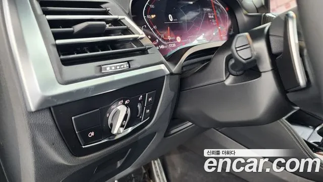 BMW X4 xDrive20i M Sport Pro — Фото автомобиля 15