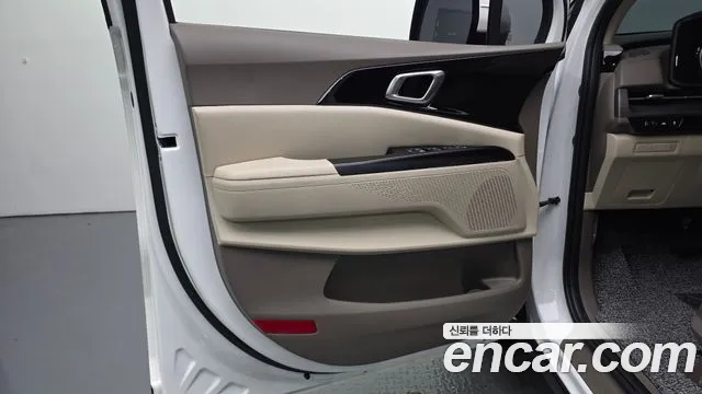 Kia Canival Carnival 4 поколение Бензин 11 мест Prestige — Фото автомобиля 25