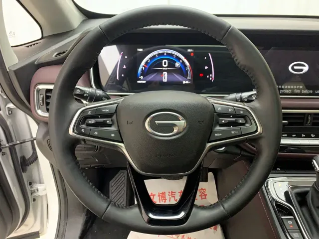 GAC Trumpchi M6 — Фото автомобиля 14