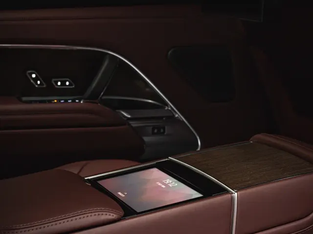 Land Rover Range Rover — Фото автомобиля 12