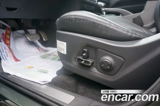 KG_Mobility_Ssangyong Rexton Новый Rexton Sport Дизель 2.2 4WD — Фото автомобиля 8