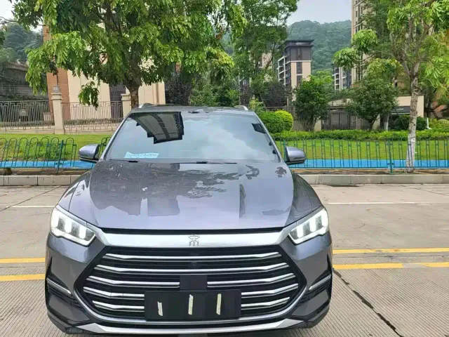 BYD Song Pro — Фото автомобиля 3