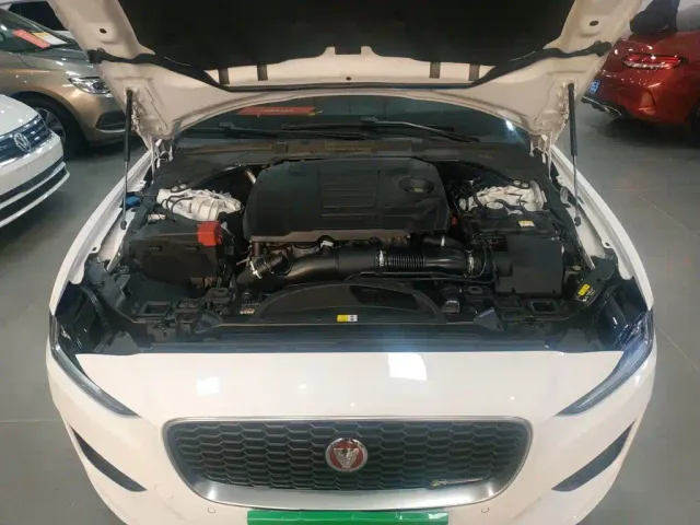 Jaguar XEL — Фото автомобиля 19