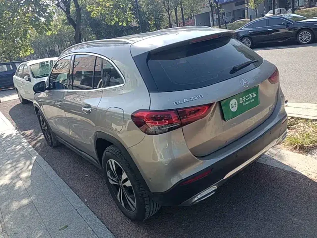 Mercedes-Benz GLA-Class — Фото автомобиля 4