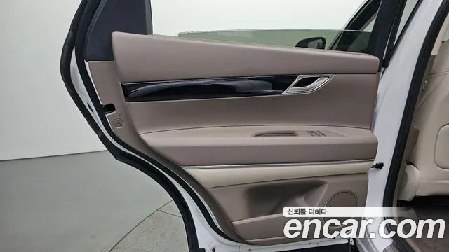 Genesis GV80 2.5T Бензин 2WD — Фото автомобиля 22