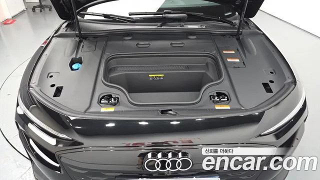 Audi A6 e-tron — Фото автомобиля 6