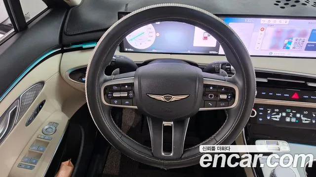 Genesis GV70 2.5T Бензин 2WD — Фото автомобиля 12