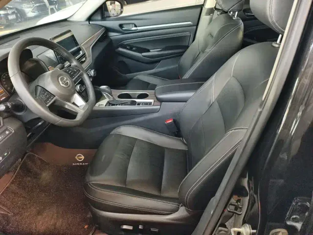 Nissan Teana — Фото автомобиля 12