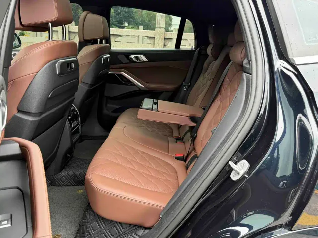 BMW X6 — Фото автомобиля 8