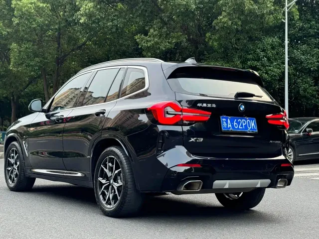 BMW X3 — Фото автомобиля 4