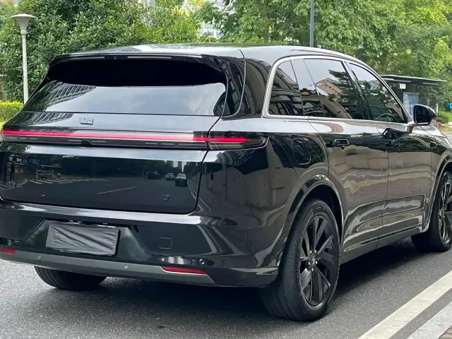 Li Auto Li Auto L7 2023 Pro — Фото автомобиля 6