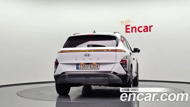 Hyundai Kona SX2 — Фото автомобиля 3