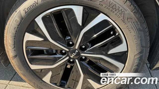 Kia EV6 — Фото автомобиля 11