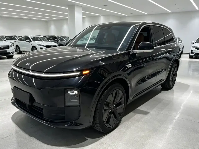 Фотография автомобиля — Li Auto L6
