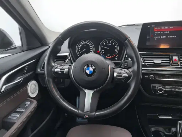BMW 1 Series — Фото автомобиля 11