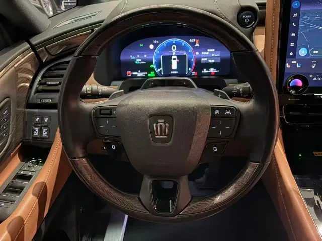 Toyota Vellfire — Фото автомобиля 11